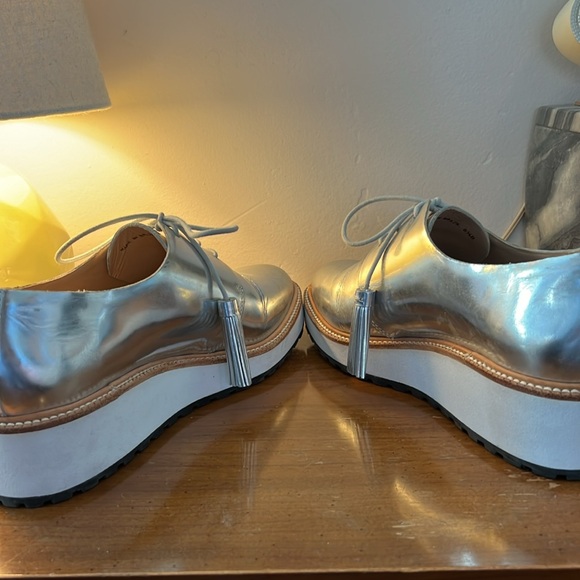 🤍 LOEFFLER RANDALL silver Oxfords 🤍 - Picture 8 of 14